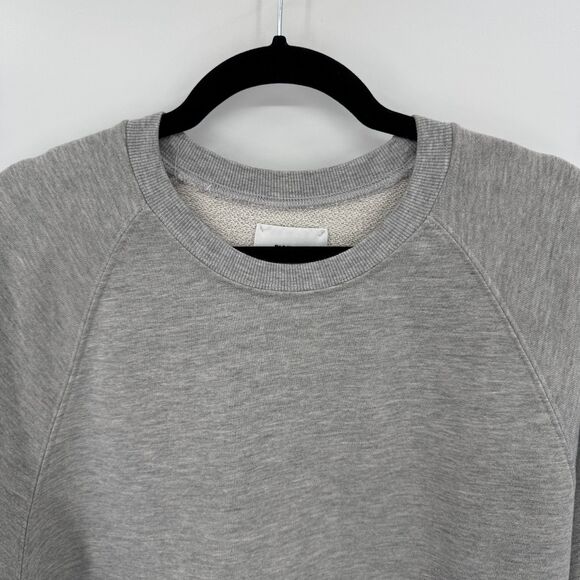 FADELESS Gray Crewneck Pullover Sweatshirt Sweater Size Medium M - Picture 2 of 7